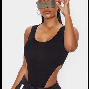 2/35 Cut out back body suit